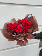 Încarcă imaginea în vizualizatorul Galerie, Buchet “Passion”