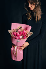 Încarcă imaginea în vizualizatorul Galerie, Buchet “Pink Love”