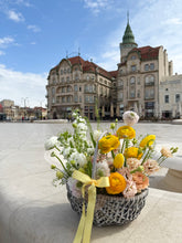 Încarcă imaginea în vizualizatorul Galerie, Coş cu flori