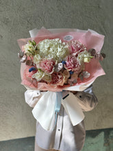 Încarcă imaginea în vizualizatorul Galerie, Buchet “Pink Harmony”
