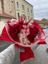 Încarcă imaginea în vizualizatorul Galerie, Buchet “Love in Monte Carlo”