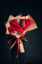 Încarcă imaginea în vizualizatorul Galerie, Buchet “Love in Vienna”