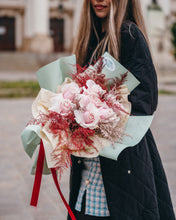 Încarcă imaginea în vizualizatorul Galerie, Buchet 'Love in Santorini'